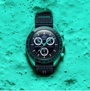 Swatch MISSION ON EARTH - POLAR LIGHTS
